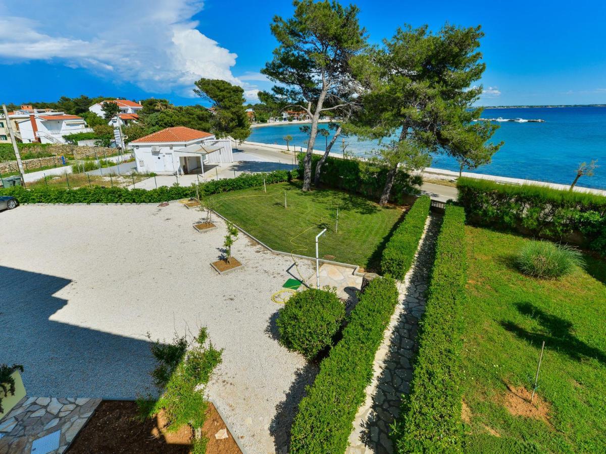Apartments In House Liveric, In Vir At The Beach Экстерьер фото